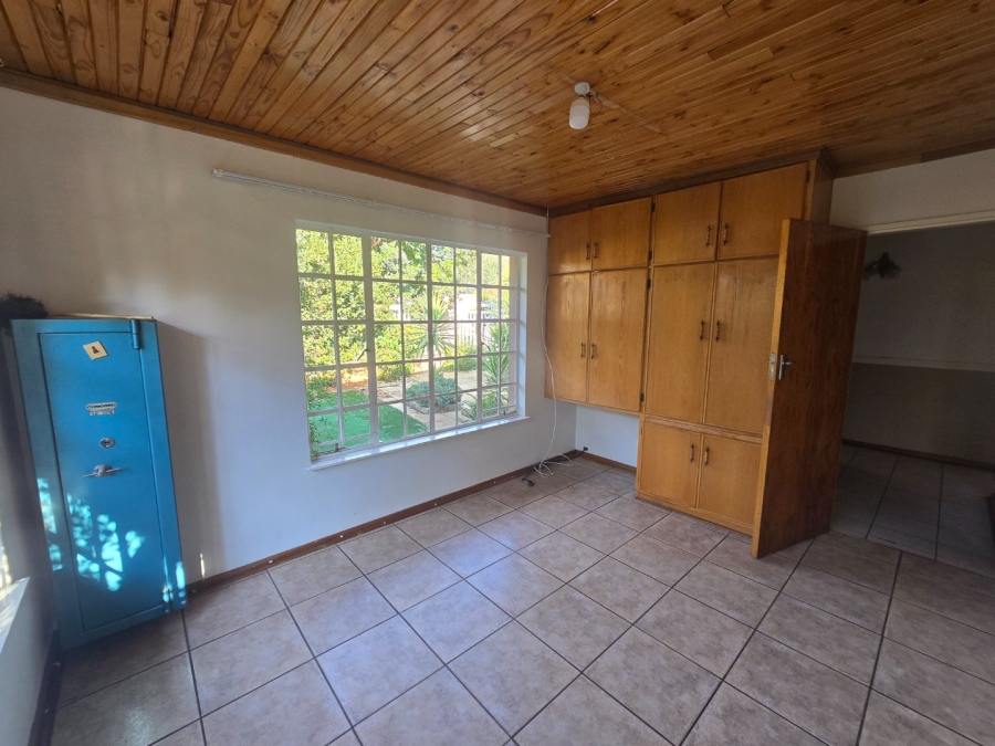 4 Bedroom Property for Sale in Heuwelsig Free State